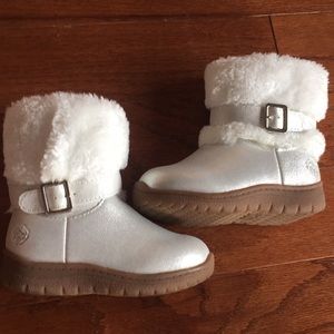 Fancy OshKosh winter boots! Sz 7